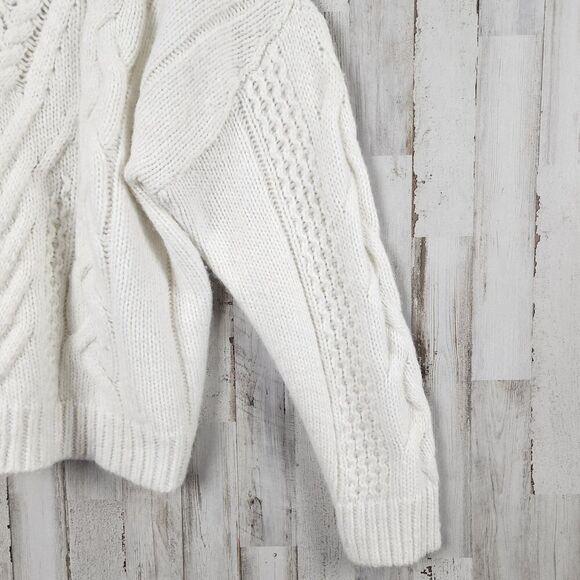 A New Day Cable Knit Sweater White Size Medium - Picture 9 of 9